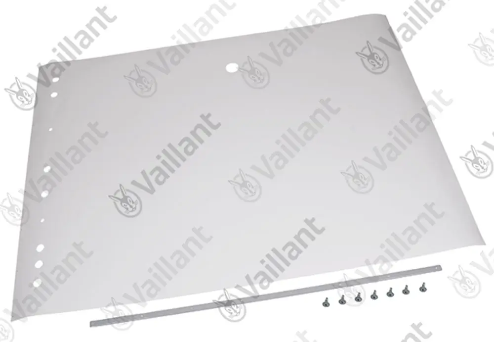Vaillant Ersatzteil bestehend aus einer großen weißen Abdeckung mit mehreren Löchern, einem schmalen Metallstreifen und mehreren Schrauben.